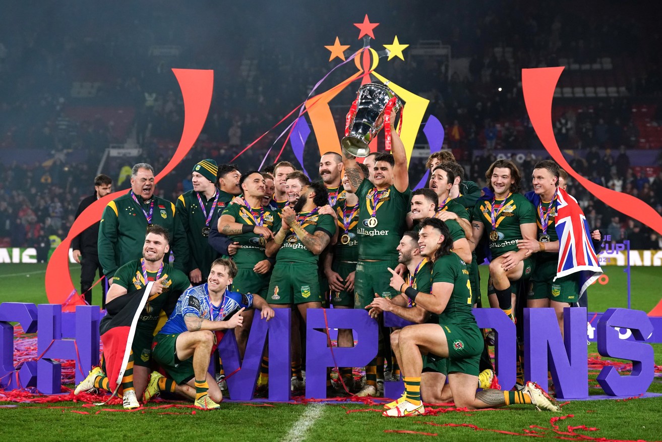Australia's rugby league men are World Cup champions for the third tournament in a row after brushing Samoa aside in a 30-10 win at Old Trafford.