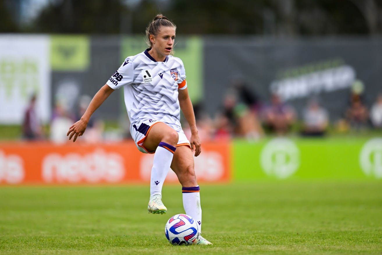 Perth Glory skipper Natasha Rigby has gone to unusual lengths to drum up support for the ALW team.