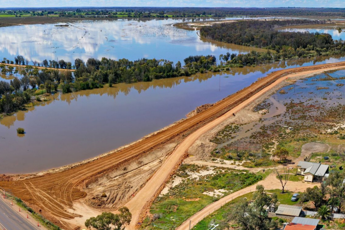 Authorities are quietly confident their massive scheme to raise and extend Murray River levees will keep Renmark safe from harm. Photo:  Renmark Paringa Council