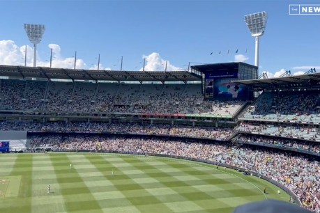 Watch: Shane Warne tribute at Boxing Day Test