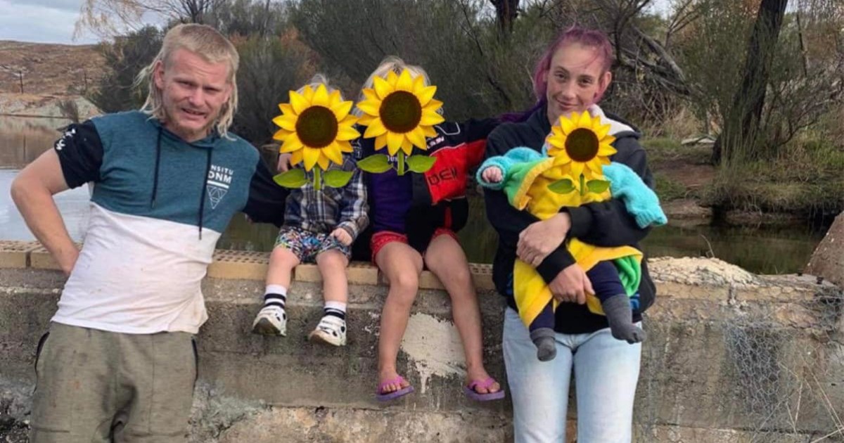 Children found alive at wreckage two days after crash killed parents ...