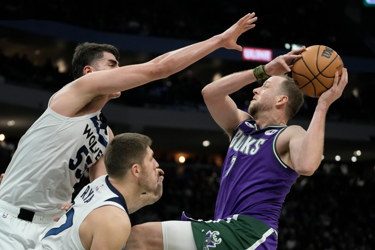 Joe Ingles prepares to increase Milwaukee's lead in one of his best performances since ACL surgery. <i>Photo: AP</i>