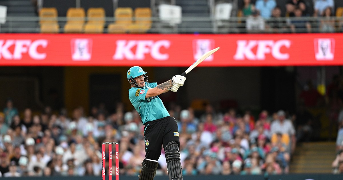 Bat maker Josh Brown blasts Brisbane Heat to win against Sixers