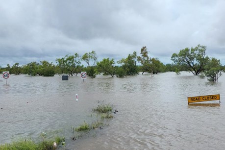 Race to evacuate as floods hit Kimberley