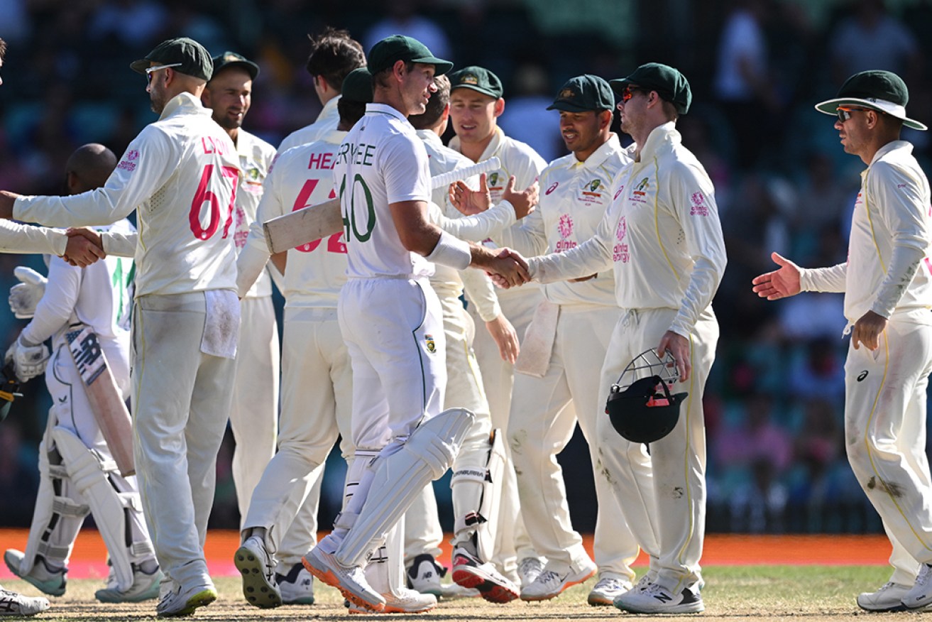 South Africa has held out for a draw in the third Test against Australia at the SCG.