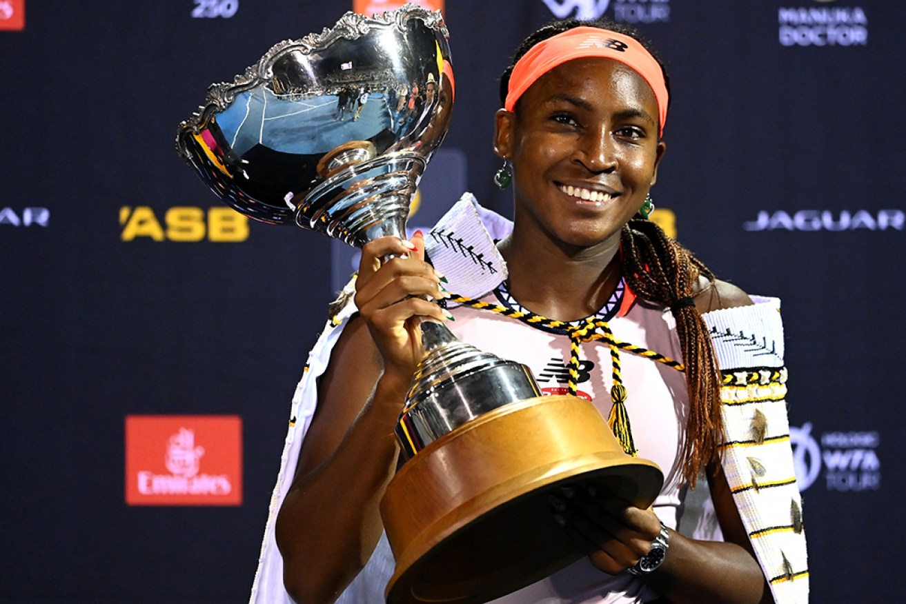 Coco Gauff has overcome Auckland's weather and Spain's Rebeka Masarova to claim the ASB Classic.