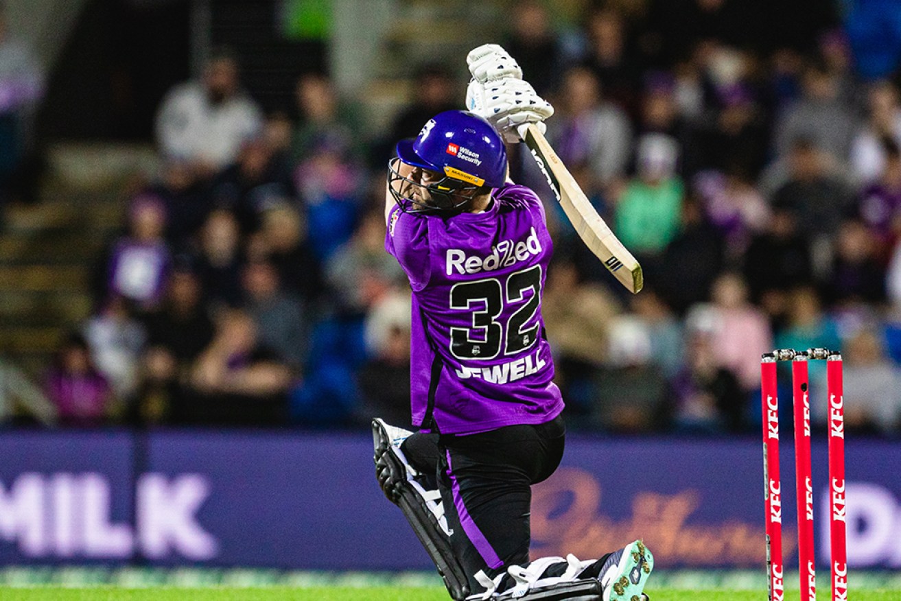 Caleb Jewell struck 70 from 44 balls as Hobart survived a late collapse to beat Melbourne Stars.