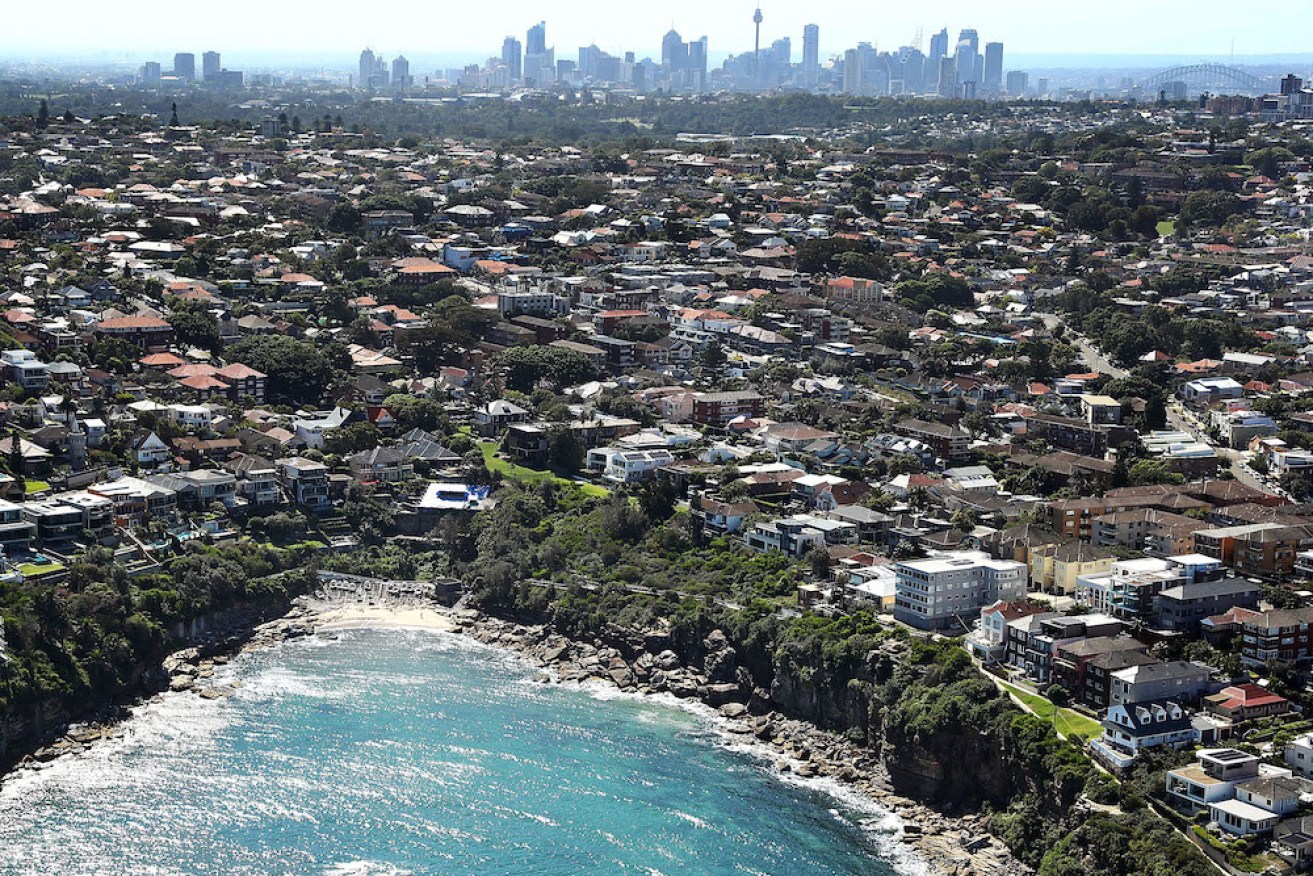 The temperature in Sydney has finally climbed to 30C for the first time in more than 300 days.