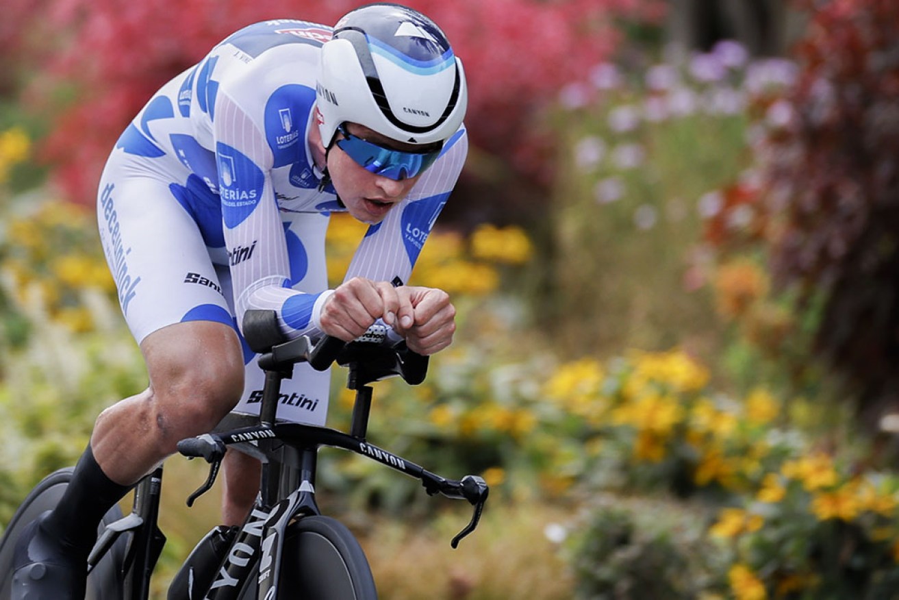Jay Vine was a surprise winner of the elite men's time-trial at the road cycling nationals on Tuesday.