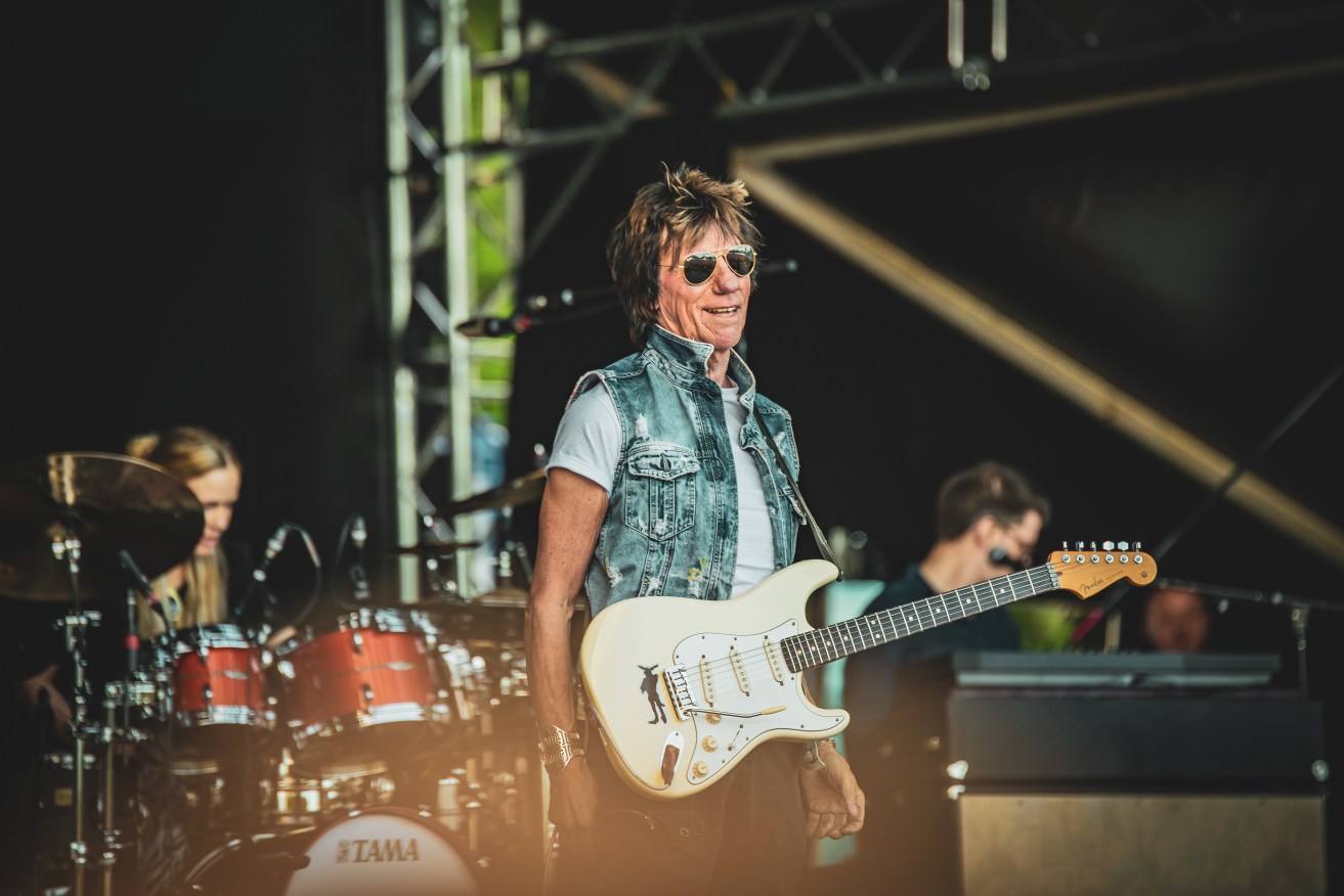 Jeff Beck, who came to prominence as a member of the Yardbirds and went on to influence generations of guitarists, has died at the age of 78.