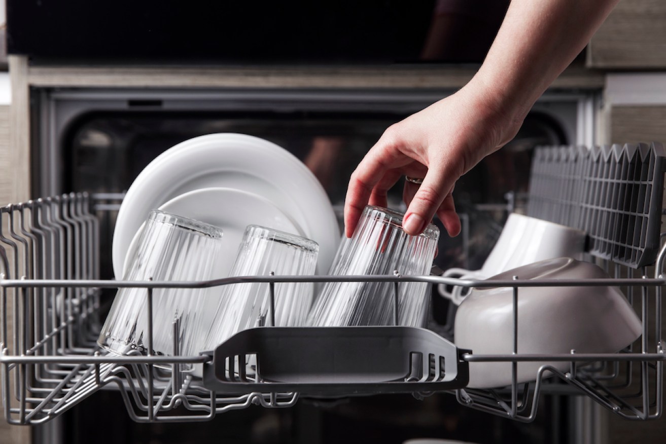 7 Dishwashing Mistakes You're Likely Making