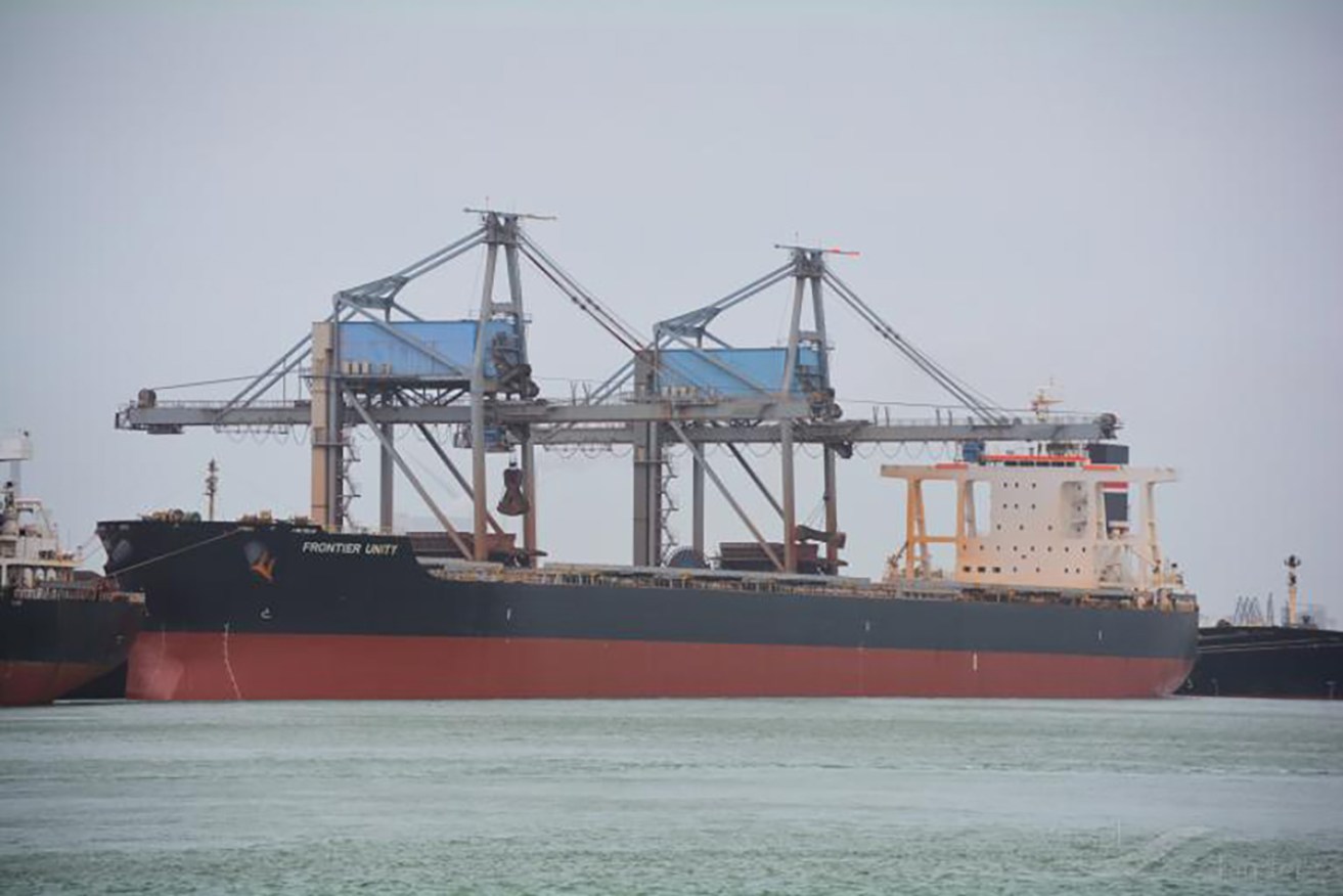 Two tugboats have been sent to aid the bulk carrier Frontier Unity, which was taking on water off Queensland. 