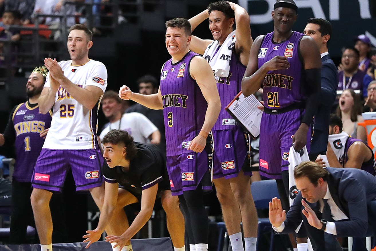 Sydney Kings have advanced to the NBL grand final after beating Cairns Taipans in Game 3 on Sunday.