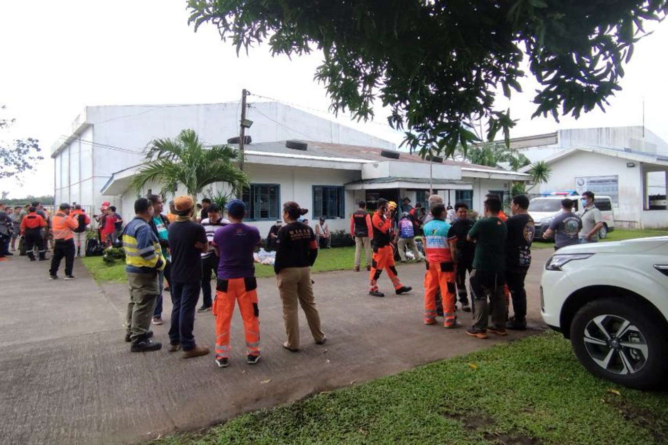 The government has confirmed two Australians died in a plane crash in the Philippines this week.