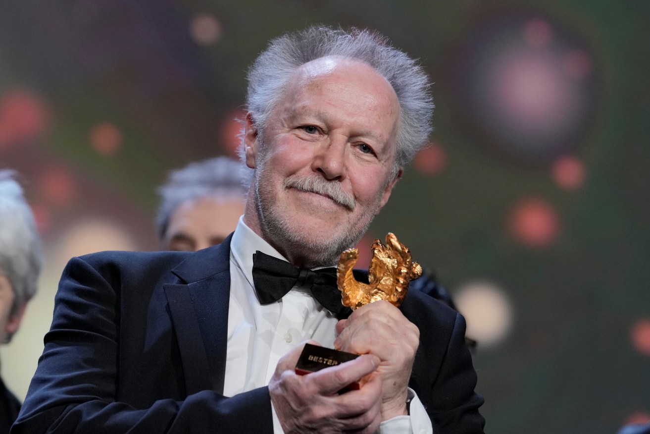 On the Adamant director Nicolas Philibert received the Golden Bear for best film in Berlin.
