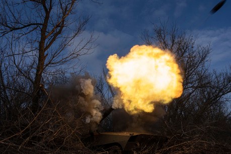 Russia, Ukraine continue battle for Bakhmut