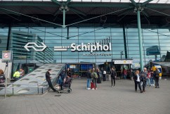 Cuts to flights as Holland tires of  ‘over-tourism’