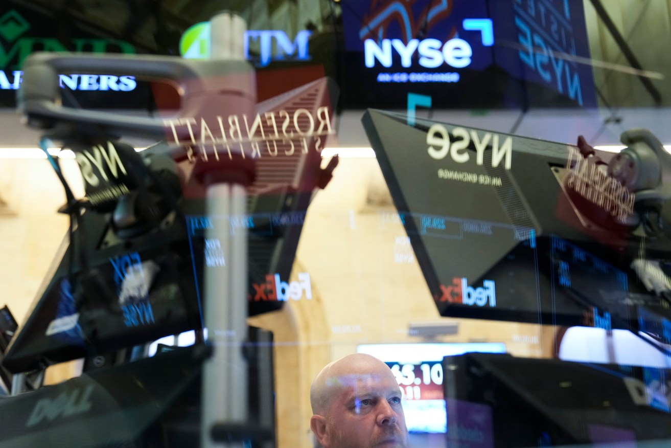 Strong earnings reports have buoyed Wall St despite Amazon's warnings of a slowdown.