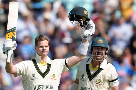 Smith’s London love affair continues with century