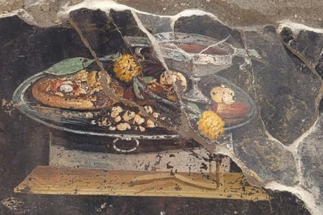 ‘Pizza’ fresco found in ancient city of Pompeii