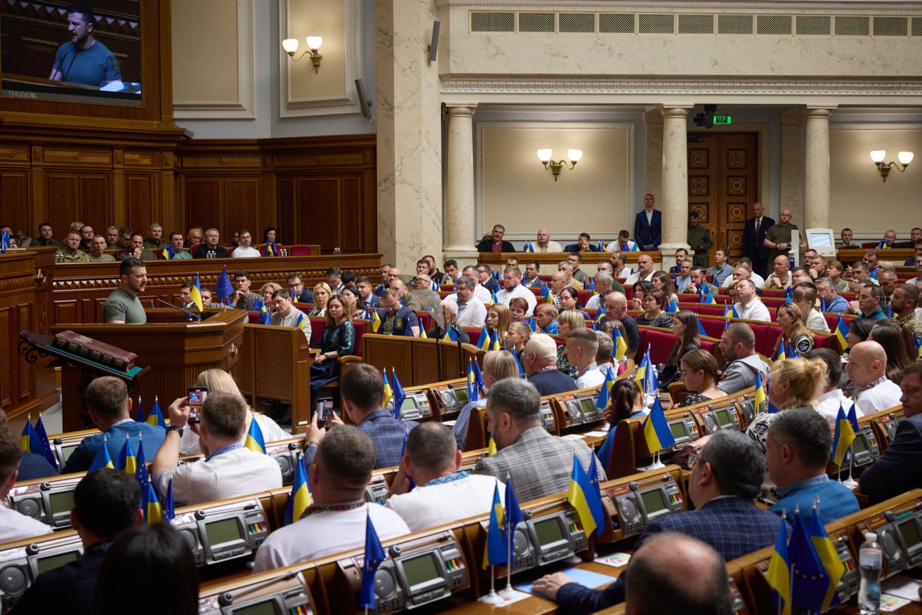 Ukraine's parliament has backed President Volodymyr Zelensky's bid to adopt the Gregorian calendar.