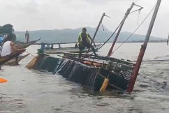 At least 20 dead as boat capsizes in Philippines