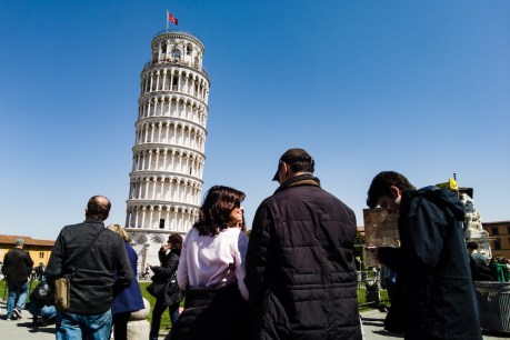 Leaning Tower of Pisa standing tall at 850