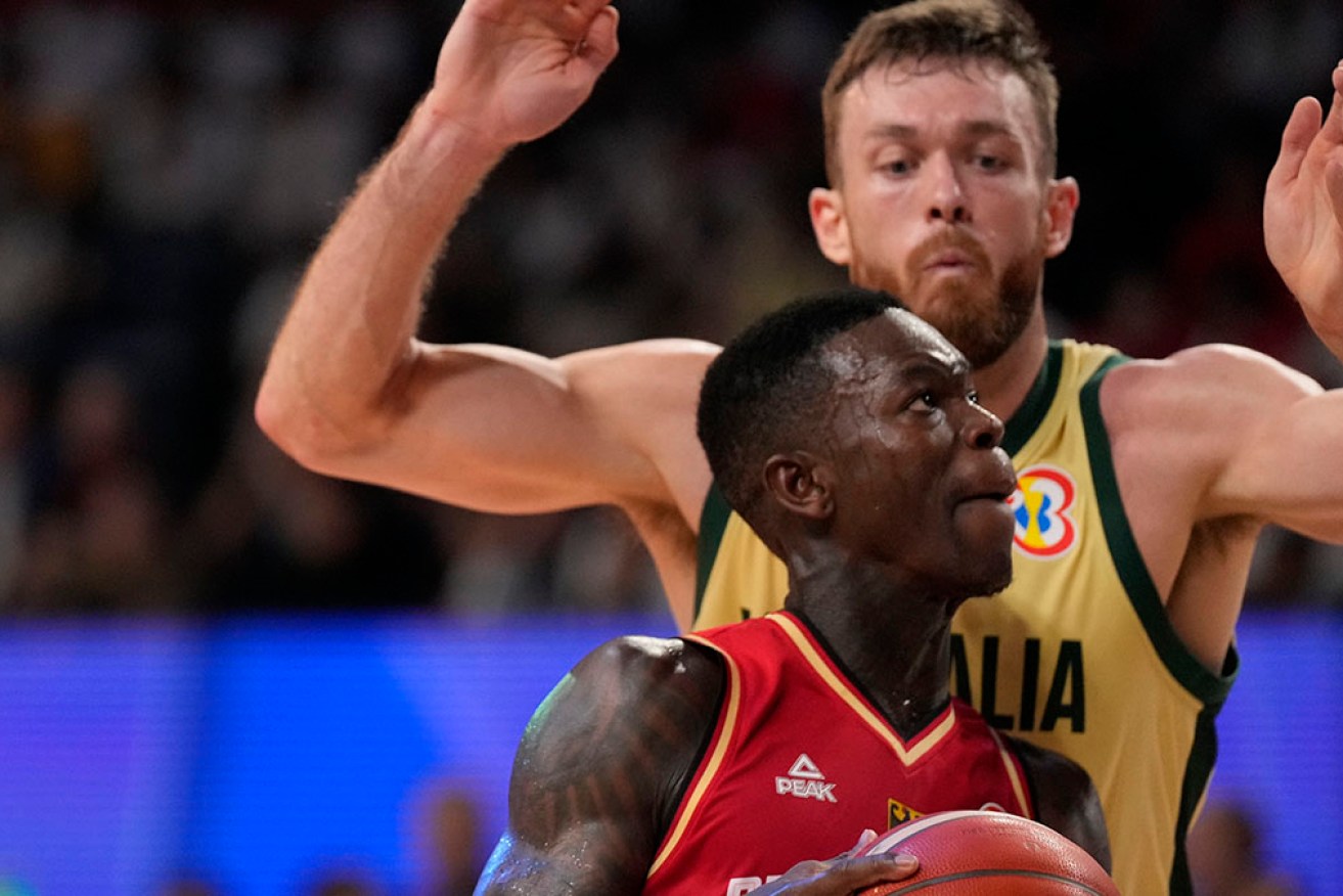 Dennis Schroder led Germany to a narrow win over Australia in their Basketball World Cup group game.