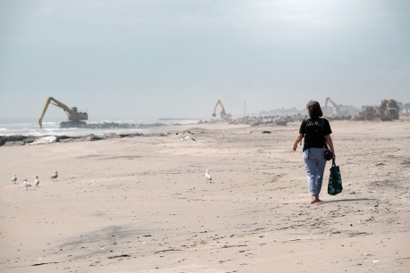 Sand dredging ‘sterilising’ ocean floor, UN warns