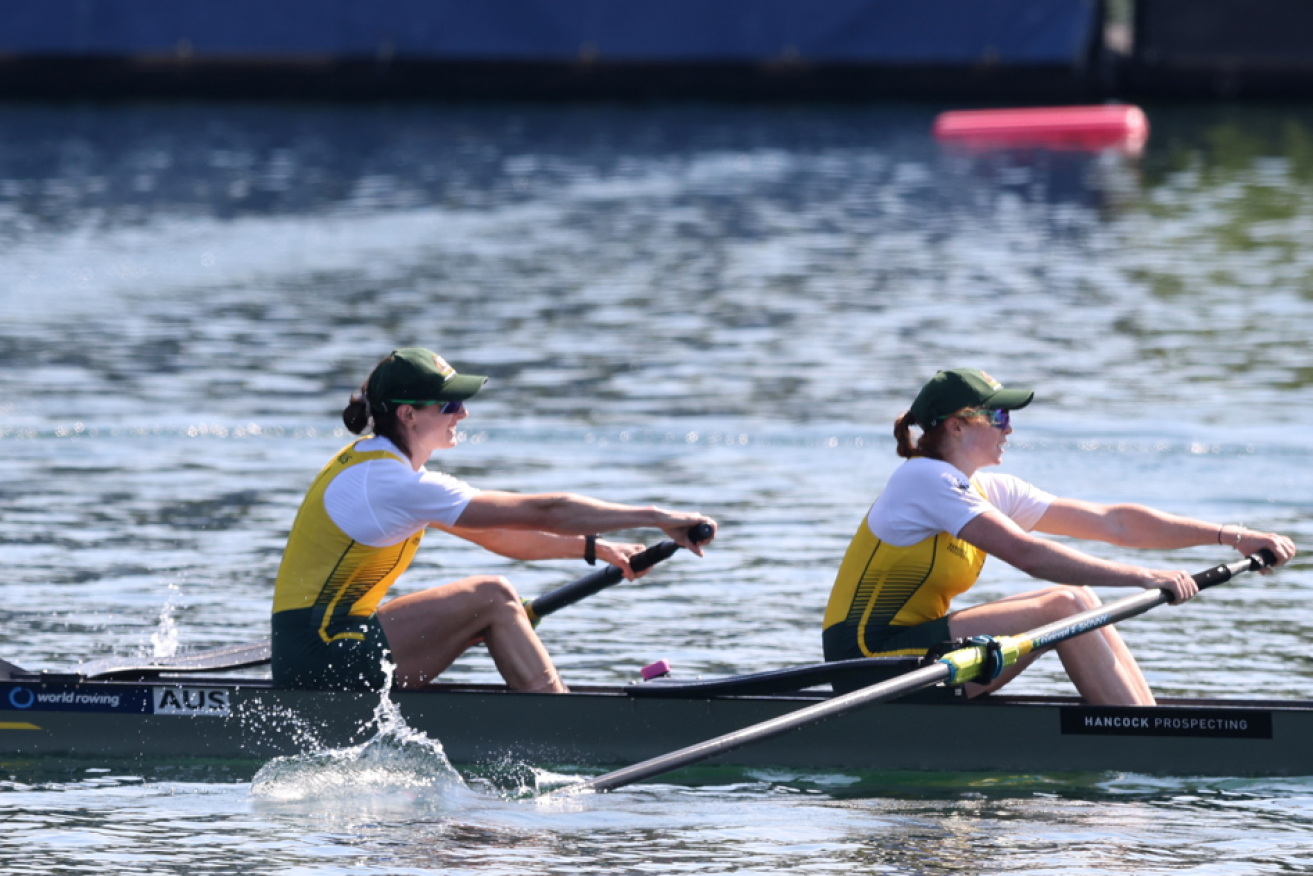  Jessica Morrison and Annabelle Mcintyre in action at the Women's Pair Final.