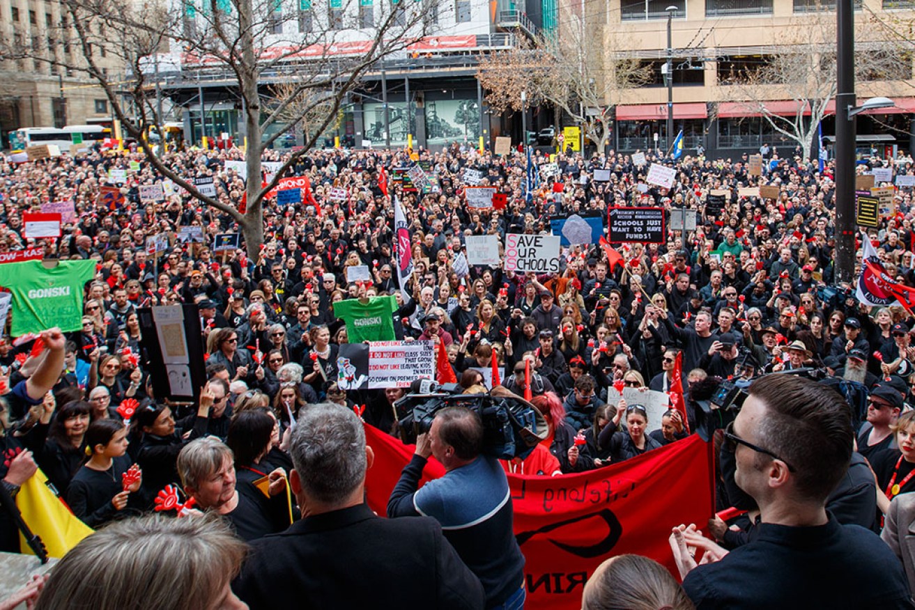Teachers in SA have called off further industrial action as negotiations progress with government.
