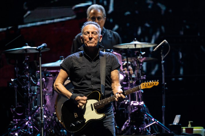Springsteen postpones shows on doctor’s advice