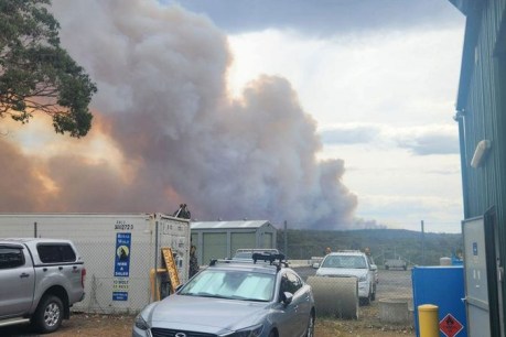 Bushfire emergency grips three states