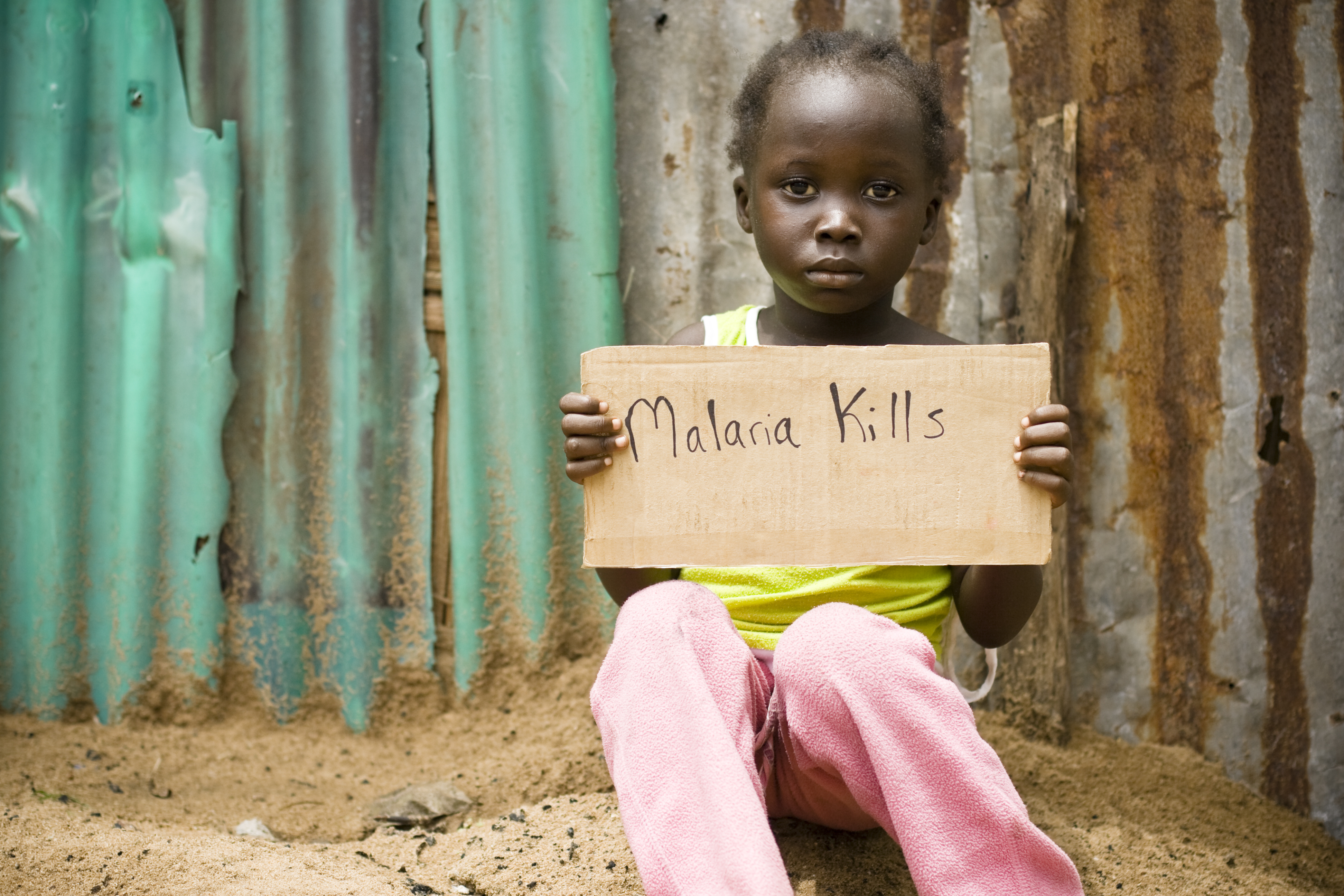 Какая малярия в африке. Бедные африканские девочки. Дети Африки девочки.