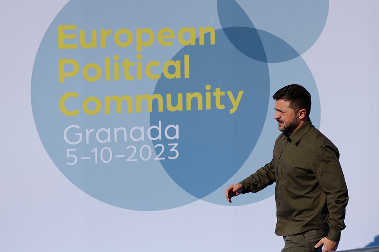 Ukraine's President Volodymyr Zelenskiy has arrived in Granada, Spain, for the Europe Summit. 