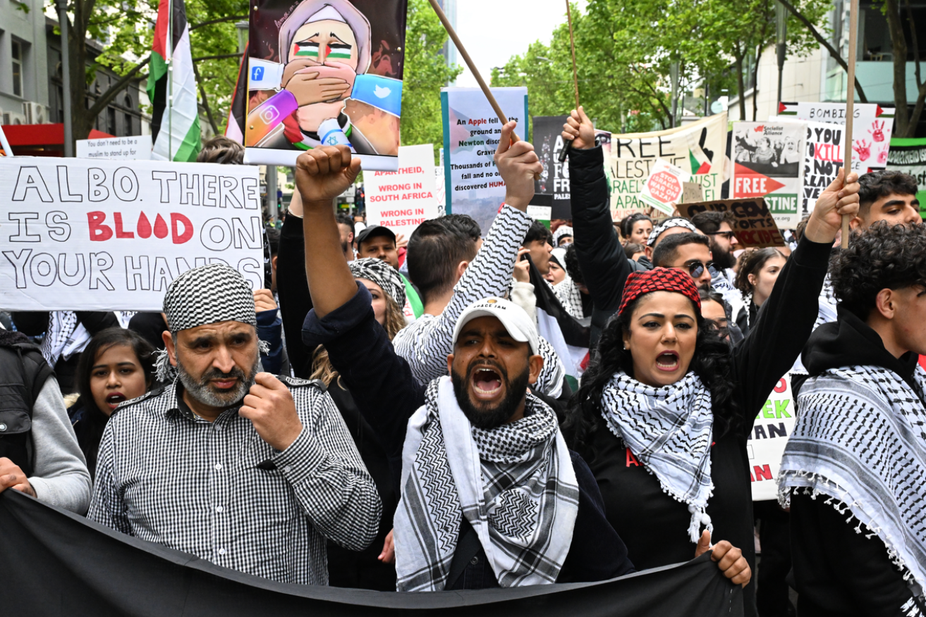Protesters in Melbourne denounce Israel's attacks on Gaza and resulting civilian casualties.