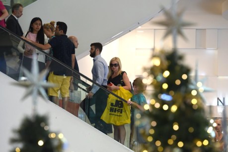 Retail sales to provide value during festive splurge