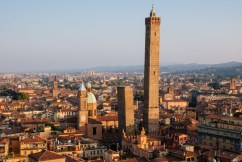 Bologna closes leaning tower for restorations