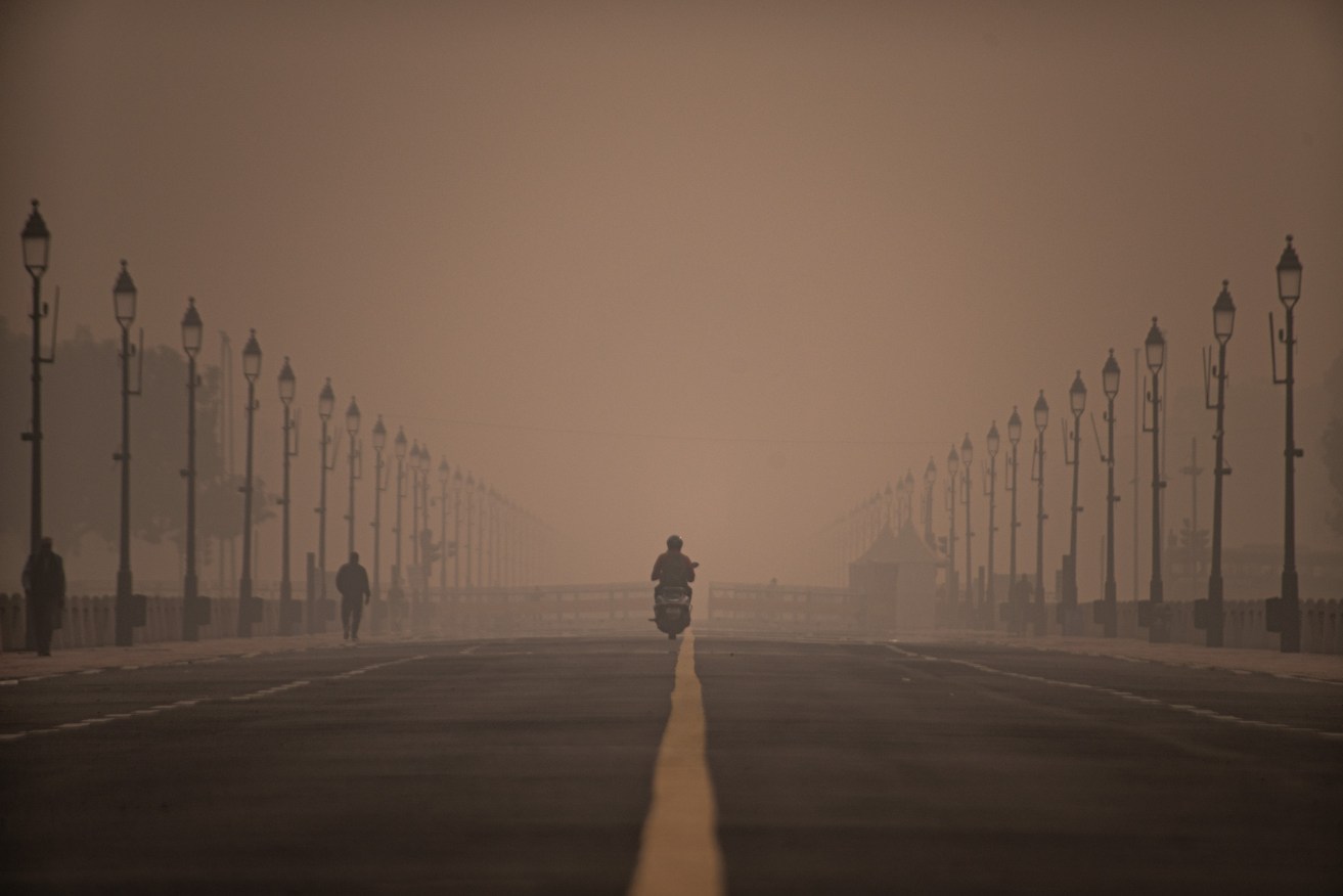 Heavy smog has been affecting India's capital New Delhi for a week.