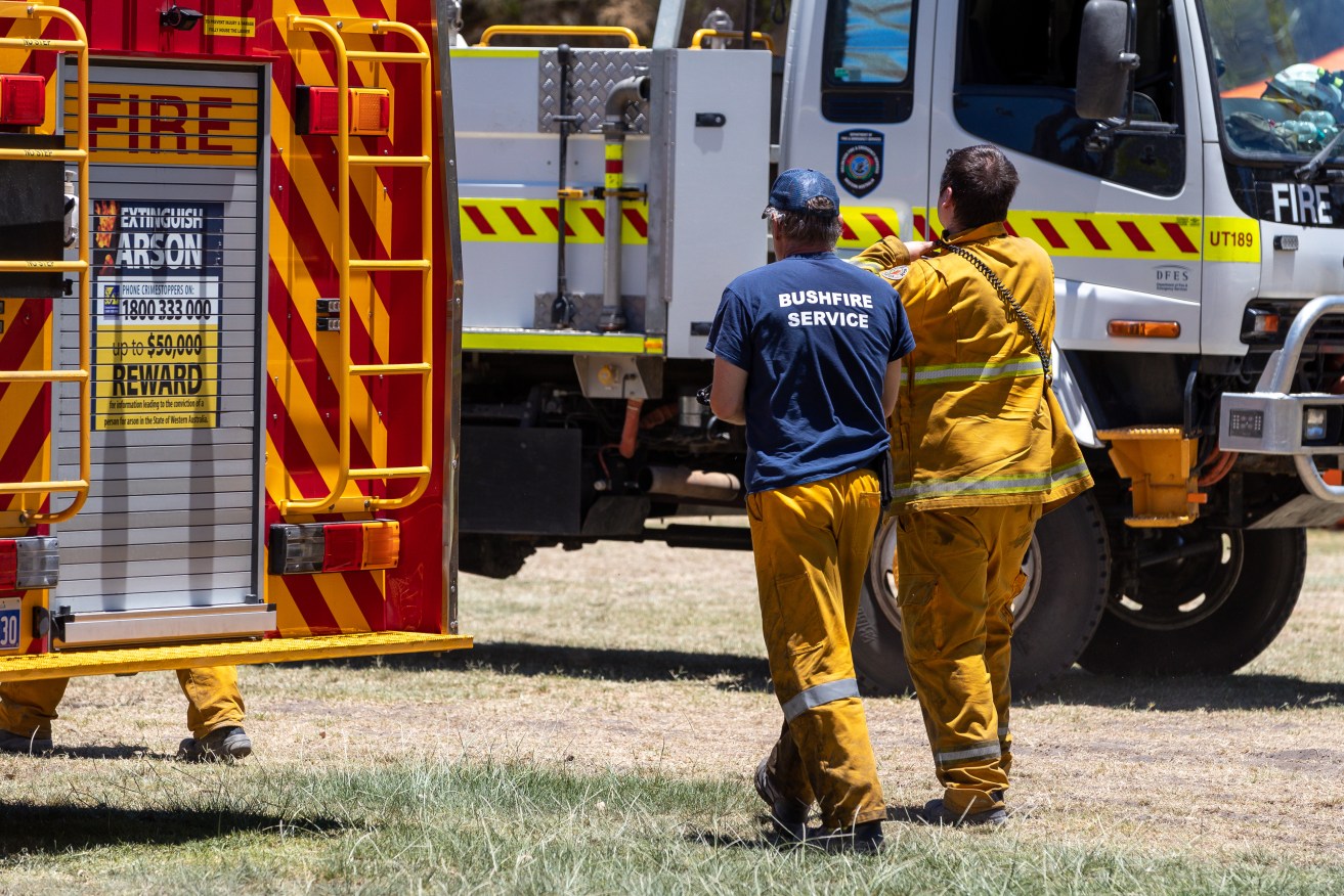 Firefighters are battling the blaze near Perth suburb of Chittering.