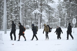 Finland to close Russian border over asylum influx