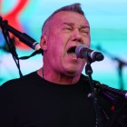 Bacterial pneumonia: Why it put Jimmy Barnes in hospital
