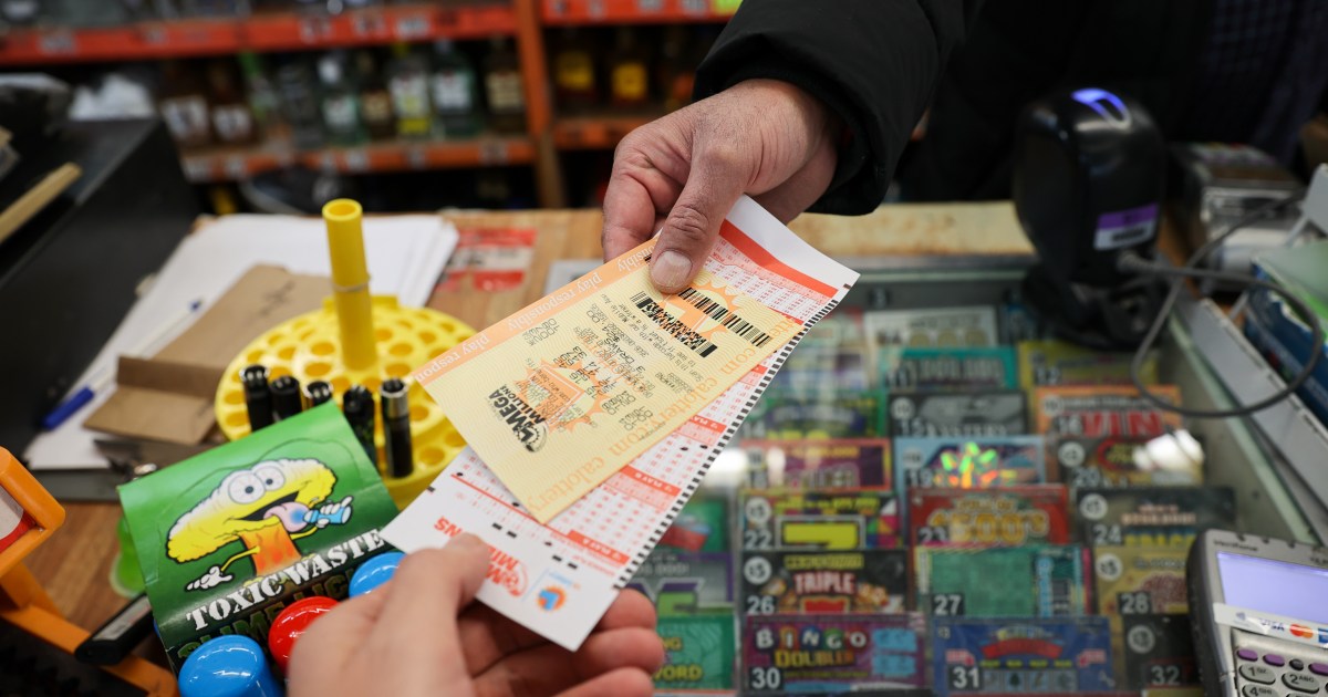 Lottery player pockets windfall after ticket error
