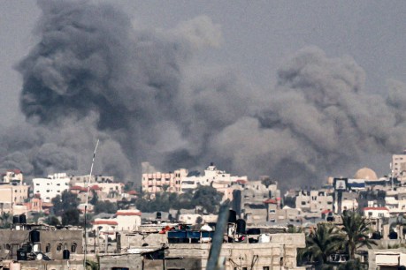 ‘Targeted raids’ of Israeli forces displace thousands in southern Gaza