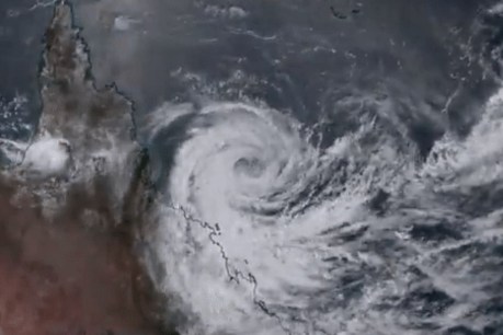 Cyclone Jasper to unleash 140km/h winds, dump rain