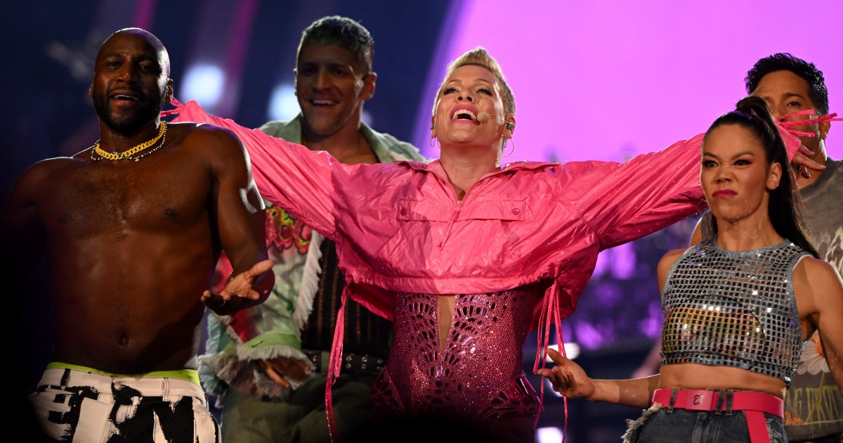 Pink's classy clapback at troll who says she 'got old'