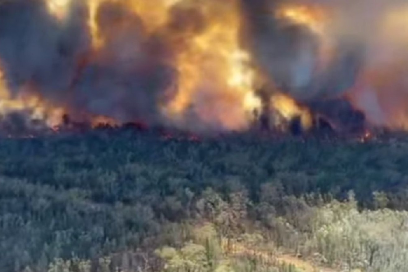 A fire near Duck Creek, Narrabri, is encroaching on homes. 