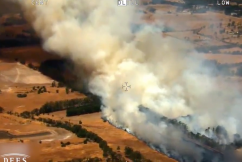 Strong winds fanning fire south of Perth