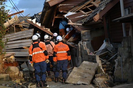 Japan quake toll rises to 62, more tremors likely
