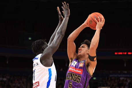 Melbourne United unleashes firepower to beat Sydney Kings